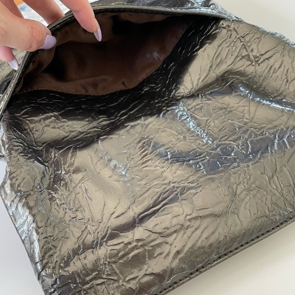 Old navy silver purse clutch - Picture 4 of 5